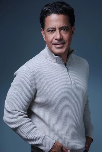 Francis Cruz ha tenido un año exitoso en la actuación.