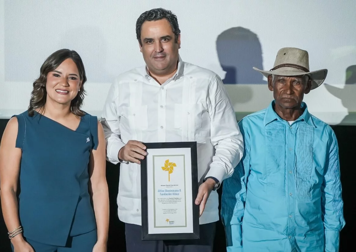 Laura Rojas, Danilo Ginebra y Elsan Emilio Díaz.