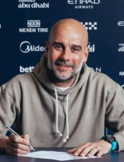 Guardiola renueva con el City por dos años.