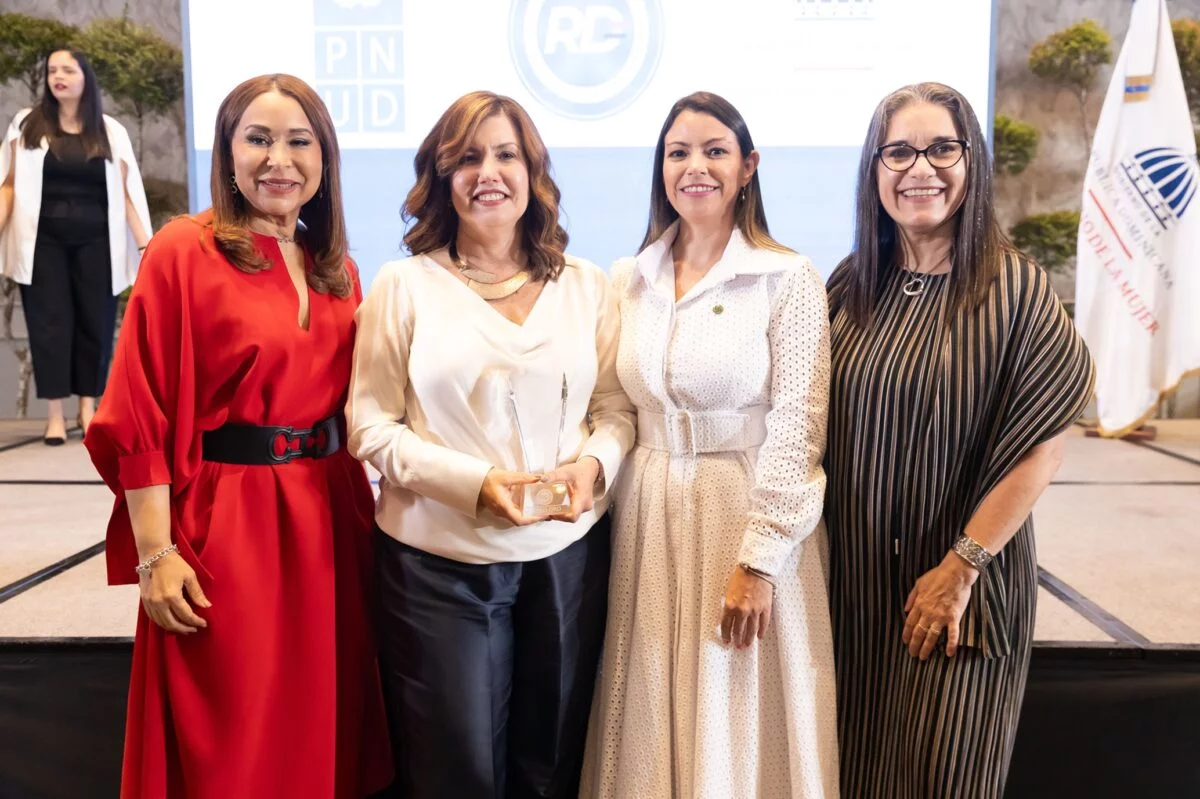 Mayra Jiménez, Lucile Houellemont, Pilar González y Ana María Díaz.