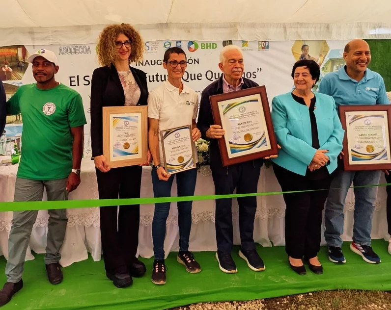 Instituciones y comunitarios colaboraron en proyectos.
