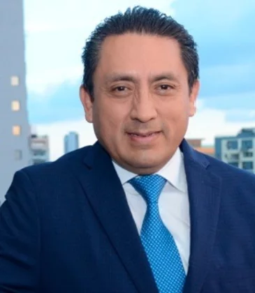 Mario Medina, director de asuntos corporativos.
