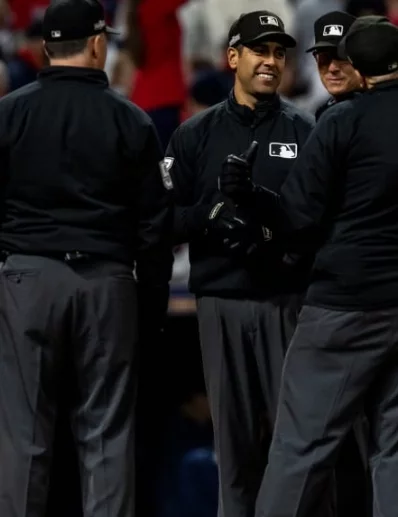 Major League Baseball y la Asociación de Árbitros