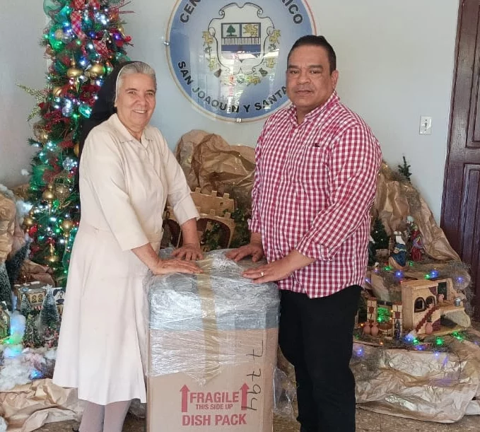 Sor Teresa Madera y José Rubén Gonell.
