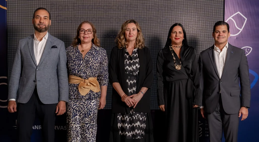 Omar Cepeda, Tammy Reynoso, Begoña Rodríguez, Deyanira Papaterra y David Llibre.