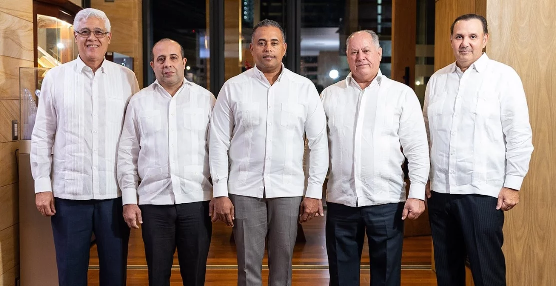 Silvestre Aybar, Gustavo Domingo, Aramis Mella, Donald Sosa y Darío Muñoz.