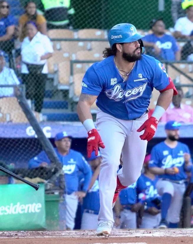 Jorge Alfaro se fue de 4-3 en el triunfo de los Tigres del Licey ayer frente al Escogido.