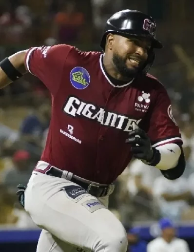 Kelvin Gutiérrez fue el héroe ofensivo de los Gigantes.