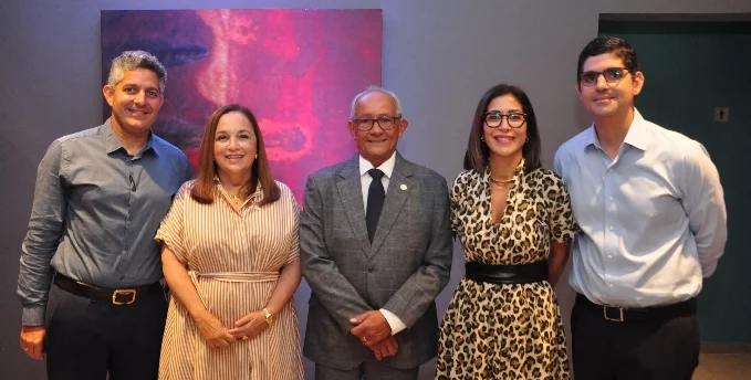 Jesús Arredondo, Virginia Arredondo, Franklin Mejía, María Fernanda Arredondo y Fernando Arredondo.