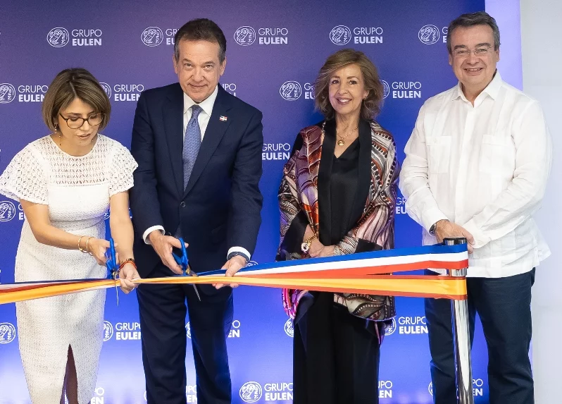 Karina Castellanos, Ito Bisonó, Pilar Serret y Emilio García.