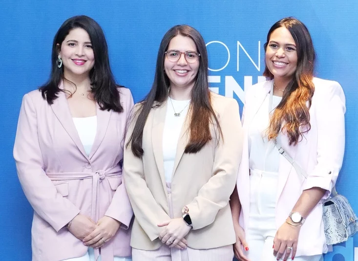Parte de las organizadores del encuentro.