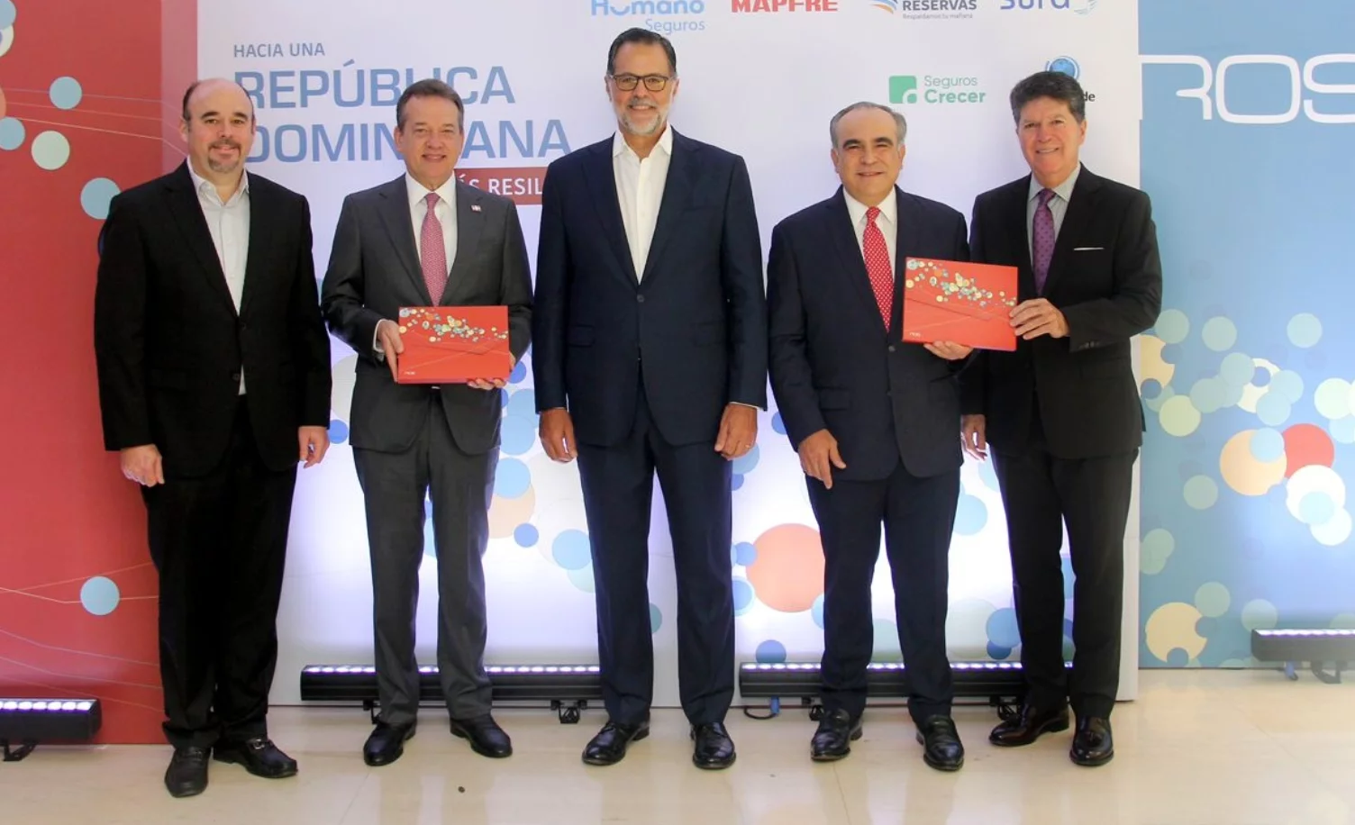 Richard Ros, Víctor -Ito- Bisonó, Carlos Ros, Celso Marranzini y Luis Ros.