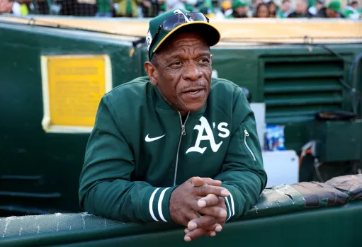Rickey Henderson es considerado un emblema de los Atléticos de Oakland. Fuente externa