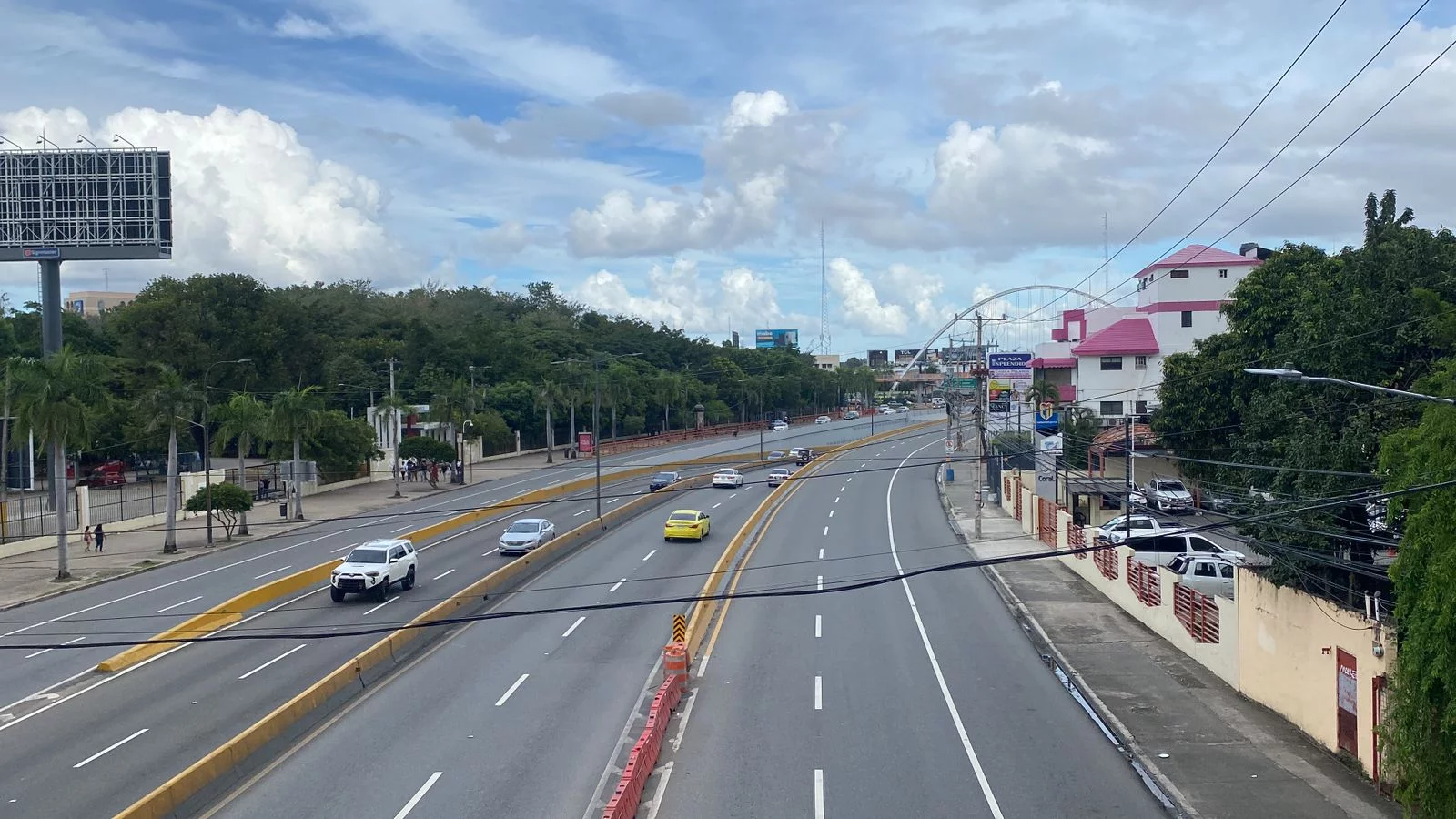 Avenida 27 de Febrero