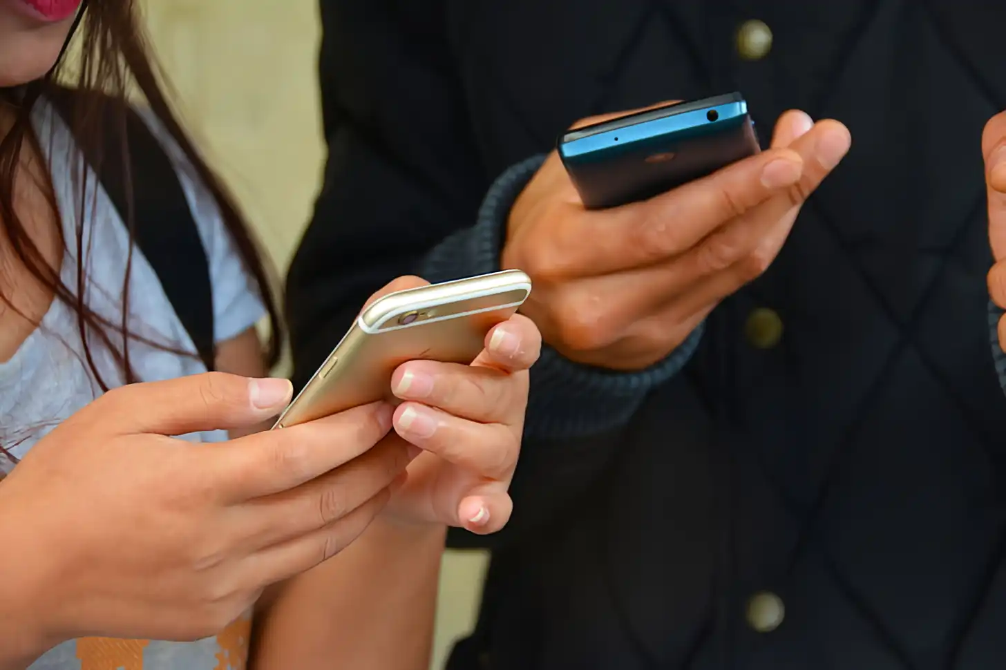Adicción al uso de celulares