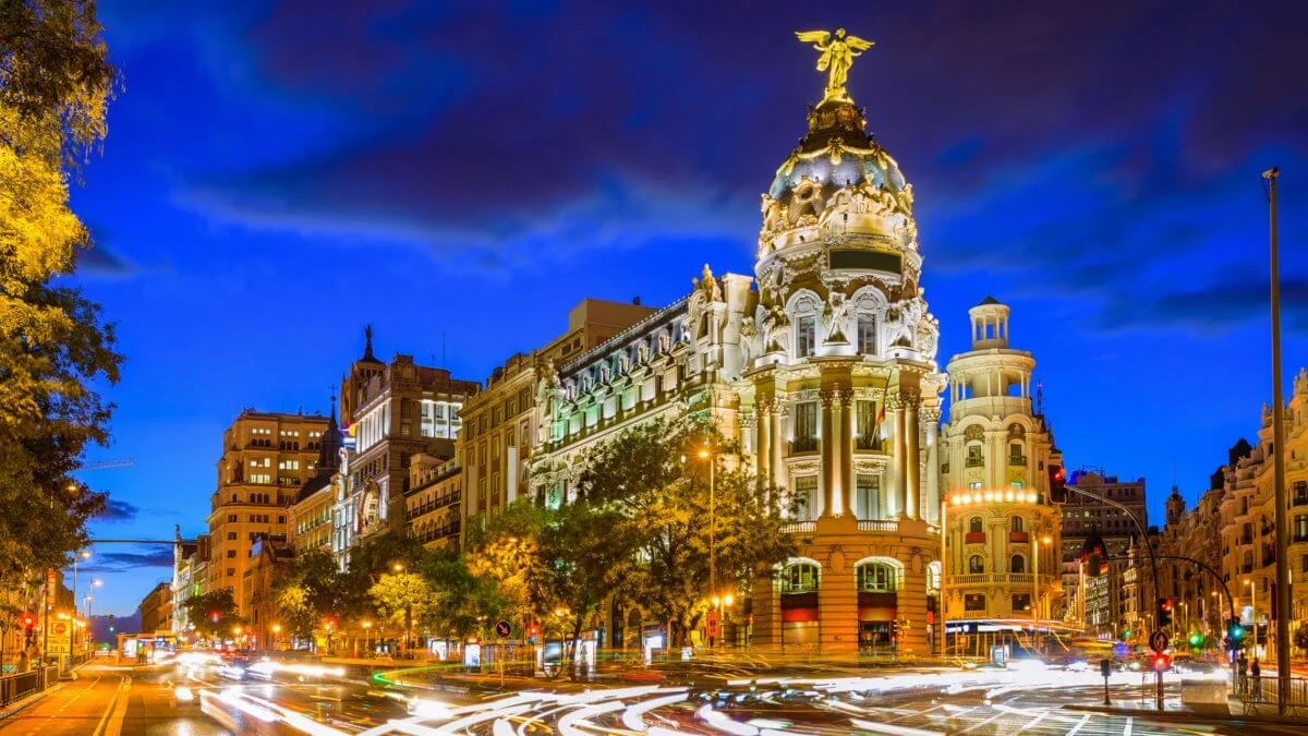 Cada año cientos de personas, sobre todo de Latinoamérica empiezan una nueva vida en España. Fuente externa