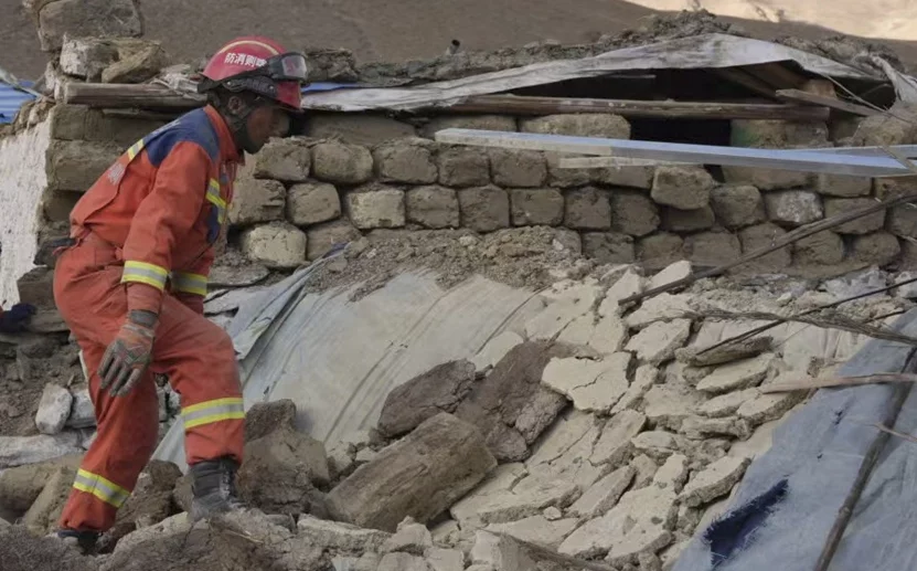 Parte de los destrozos causados por el terremoto en Tibet.