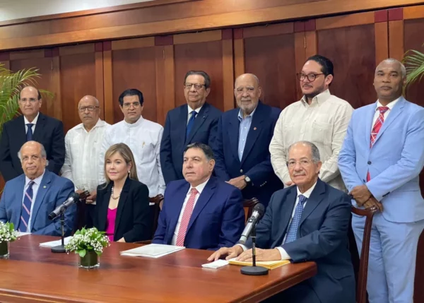 El jurado dio a conocer el ganador del premio luego de  una reunión en la Fundación Corripio.