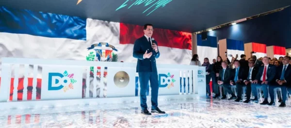Ministro David Collado durante  la inauguración de la Feria Internacional del Turismo.   fuente externa
