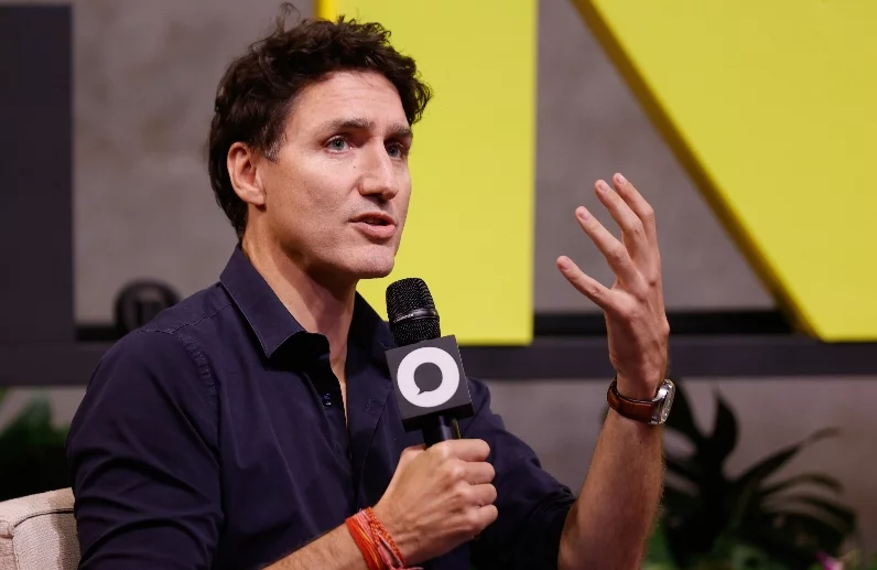 El primer ministro Justin Trudeau enfrenta a  Trump.