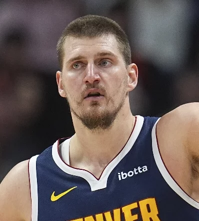 Nikola Jokic lidera votación   para el Juego de Estrellas.   ap