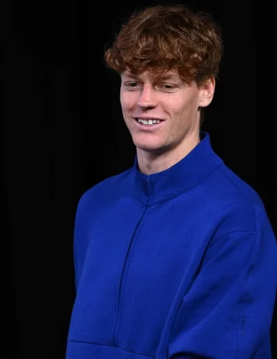 El italiano Jannik Sinner, ganó el Abierto de Australia.