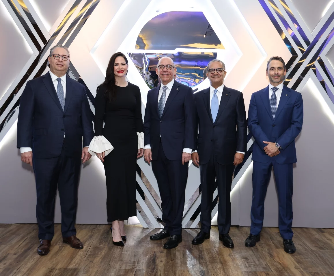 Eduardo Marrero, Lexy Collado, Fausto Pimentel, Rafael Jiminián y Manuel Martínez.