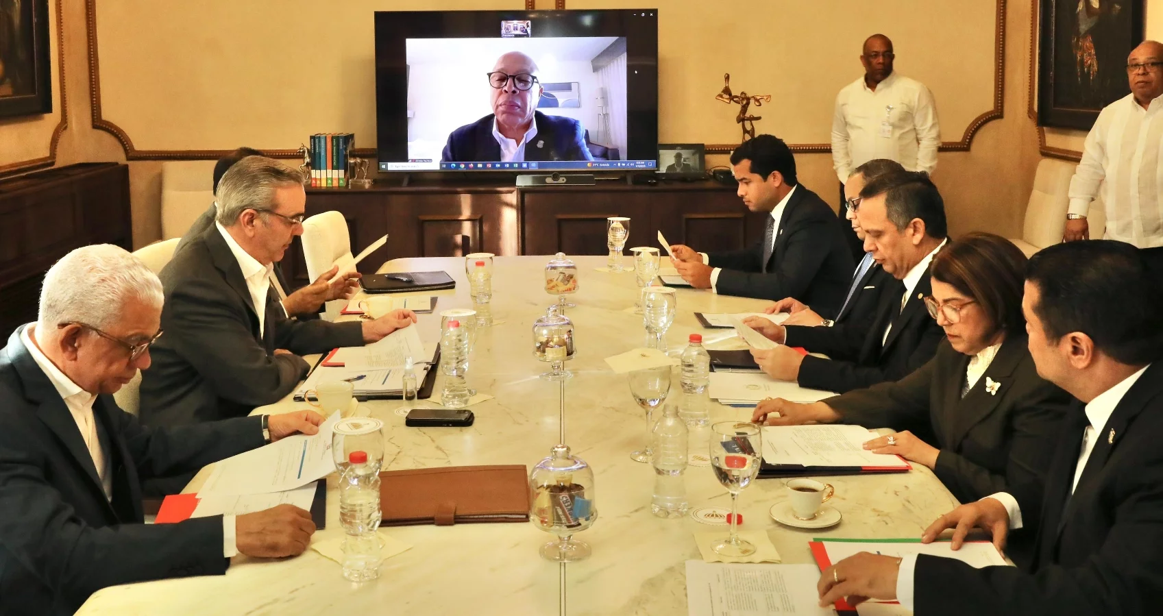 El presidente de la Cámara de Diputados, Alfredo Pacheco, participó ayer de forma virtual en la reunión del CNM.   fuente externa
