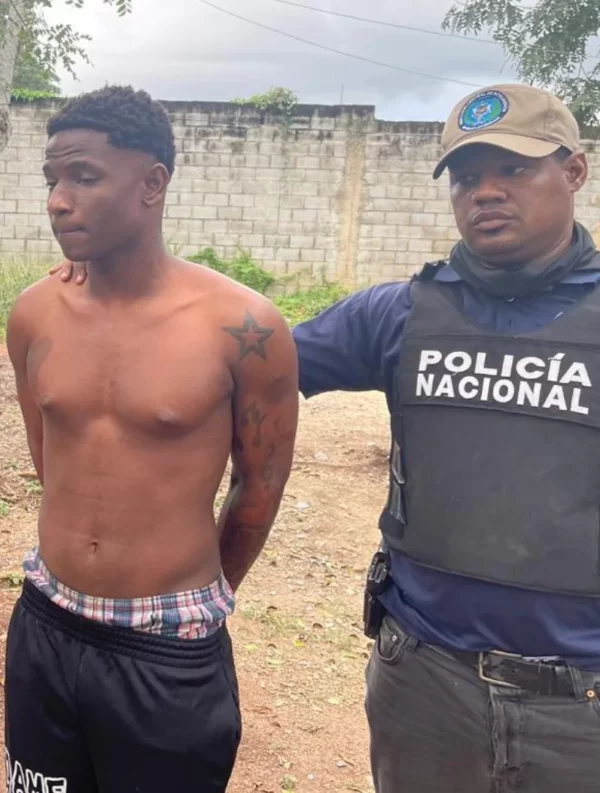 Leandro Carmona, integrante de banda liderada por Yenepa, que ha sembrado el terror en Guanuma,  se entregó a  PN.