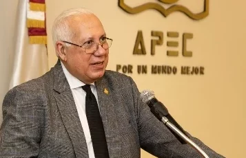 Fidias  Aristy ofreció una conferencia sobre Duarte.