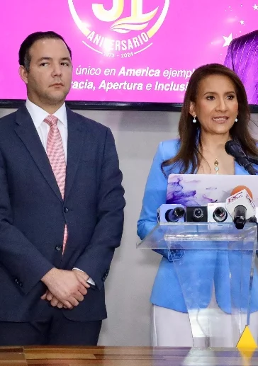 Johnny Pujols y Zoraima Cuello.