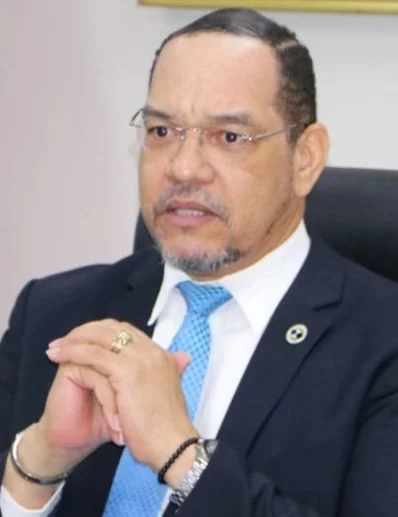 Director de la Oficina de Defensa, Rodolfo Valentín.