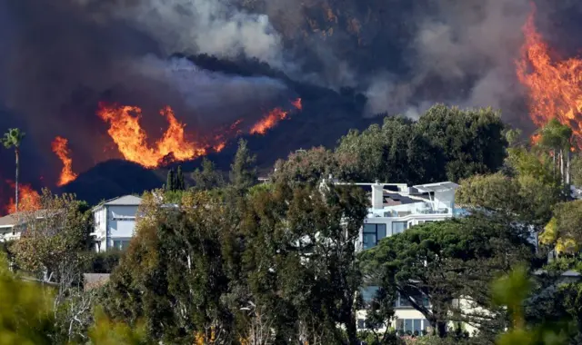 El incendio de Los Ángeles ha dejado cientos de casas destruidas. Fuente externa