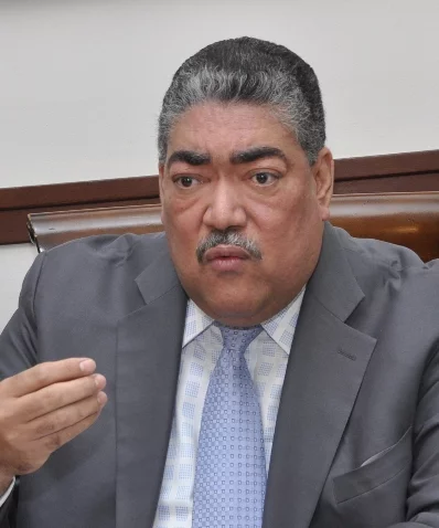 Mejía fue destituido tras críticas públicas a Abinader.