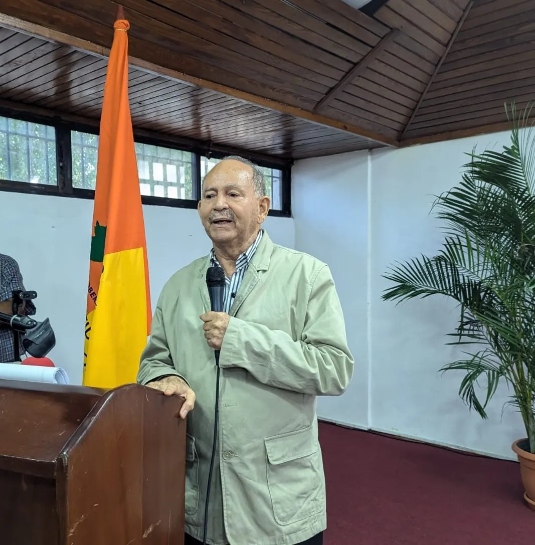 El presidente del PPT, Héctor Sánchez