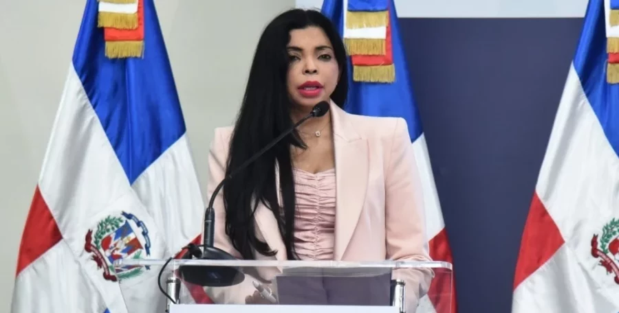 Yeni Berenice se convierte en la  primera procuradora  escogida por el Consejo Nacional de la Magistratura.