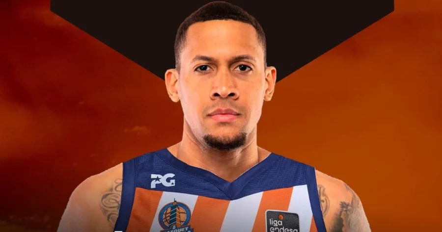 Ángel Thomas Núñez firmó con el   Básquet Coruña .