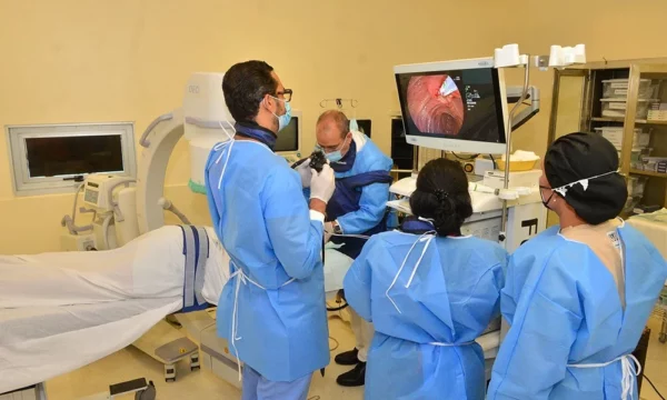 La gastritis y  úlcera son   enfermedades más frecuentes.