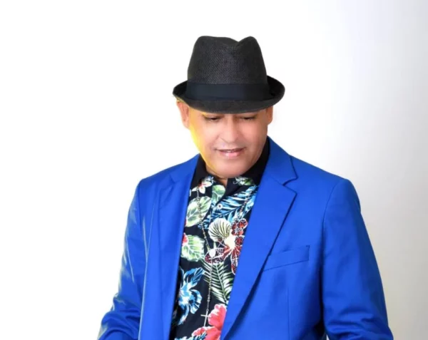 El cantautor dominicano Alberto Peralta.