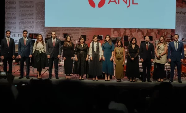 Ejecutivos de la asociación durante el encuentro.