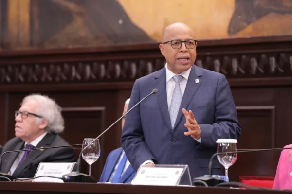 El presidente de la Cámara de Diputados, Alfredo Pacheco