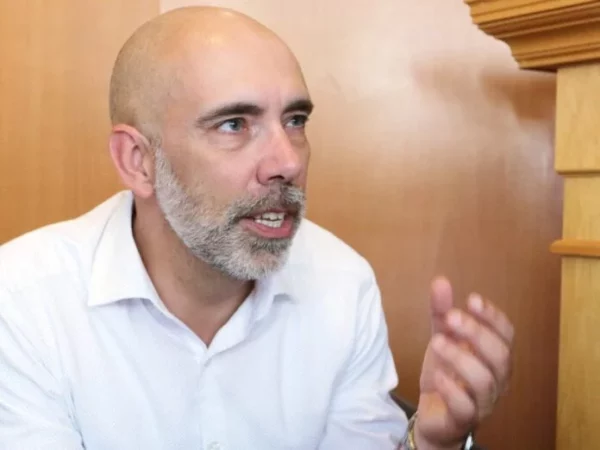 Yves Alexandre Giroux-Caso Guepardo-Estafa inmobiliaria