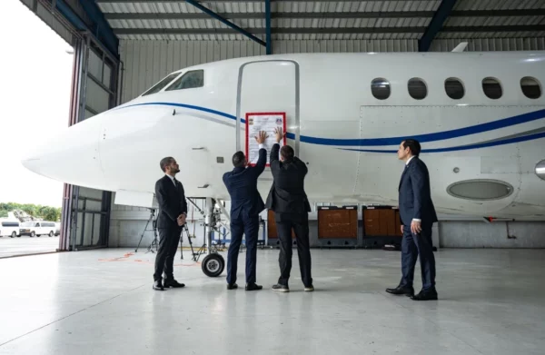 Avión de Venezuela confiscado por EE.UU. En RD.