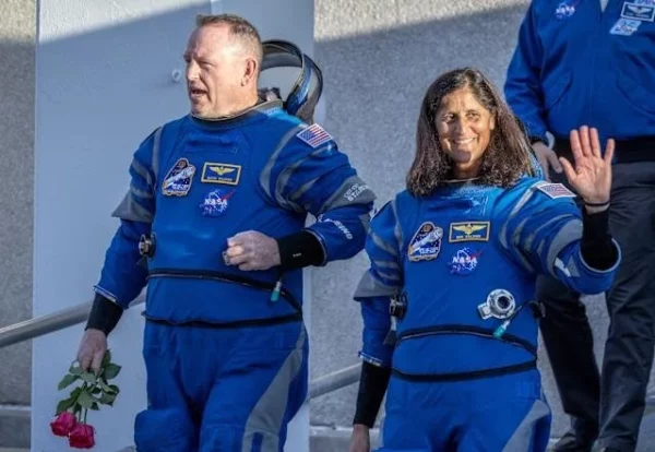 Los dos astronautas estadounidenses varados desde hace más de nueve meses en la Estación Espacial Internacional (EEI)