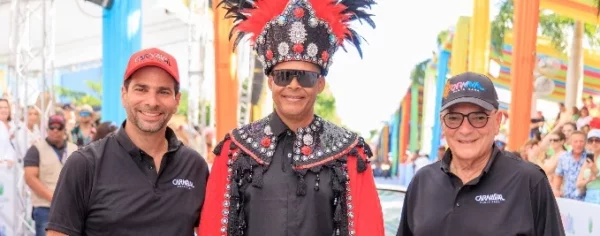 Frank Elías Rainieri, Félix Sánchez y Frank Rainieri.