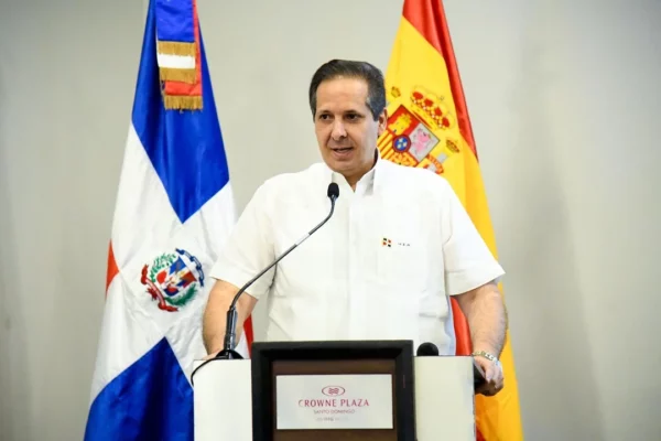 Víctor Atallah dijo que uno de los mayores desafíos es que la enfermedad renal crónica puede desarrollarse durante años sin síntomas evidentes. Archivo.