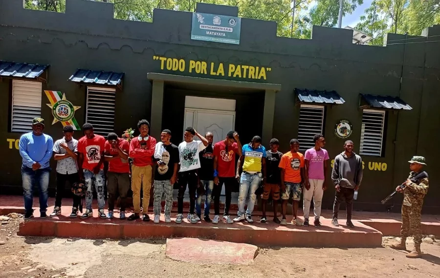Haitianos detenidos por el Ejército