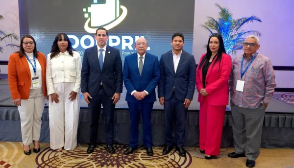 Idoppril realiza foro de Seguridad y Salud en el Trabajo enfocado en inteligencia artificial.