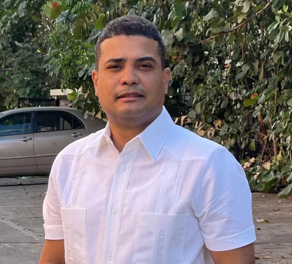 Joan Vargas-periodista
