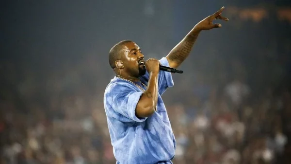 Ye lanza el álbum 'Donda 2' en servicios de 'streaming'